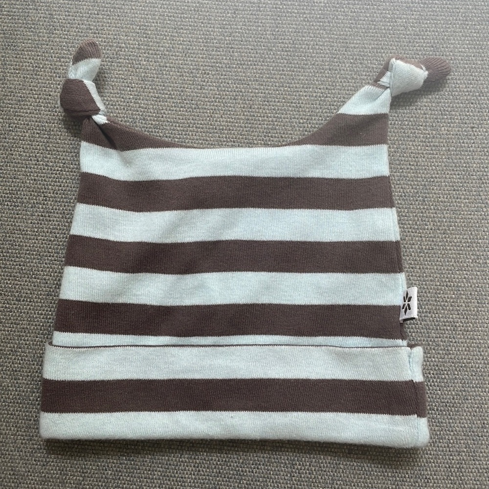 Newborn Baby stripe beanie cotton hat with ties like new 0-4 months